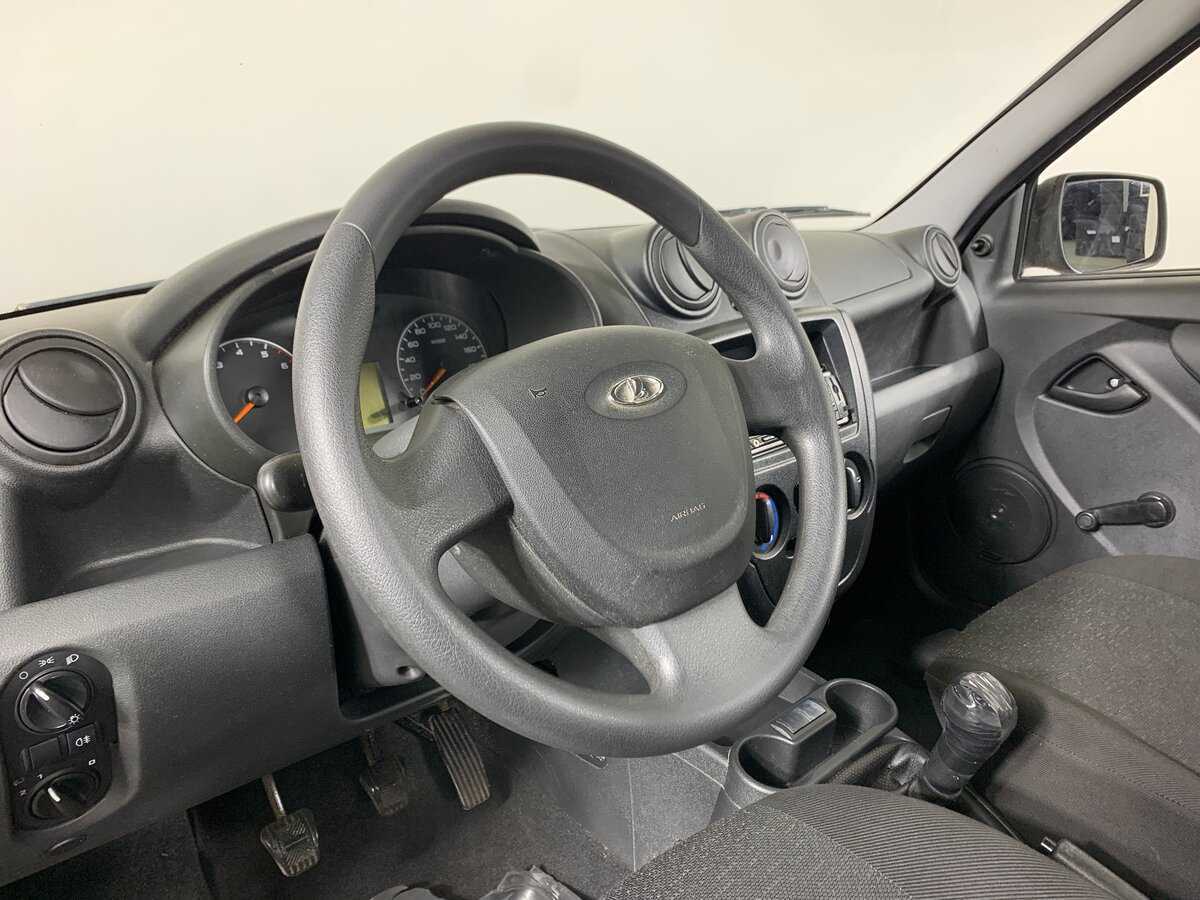 Лада (ВАЗ) Гранта б/у, 2013, Механическая. Фото: #11