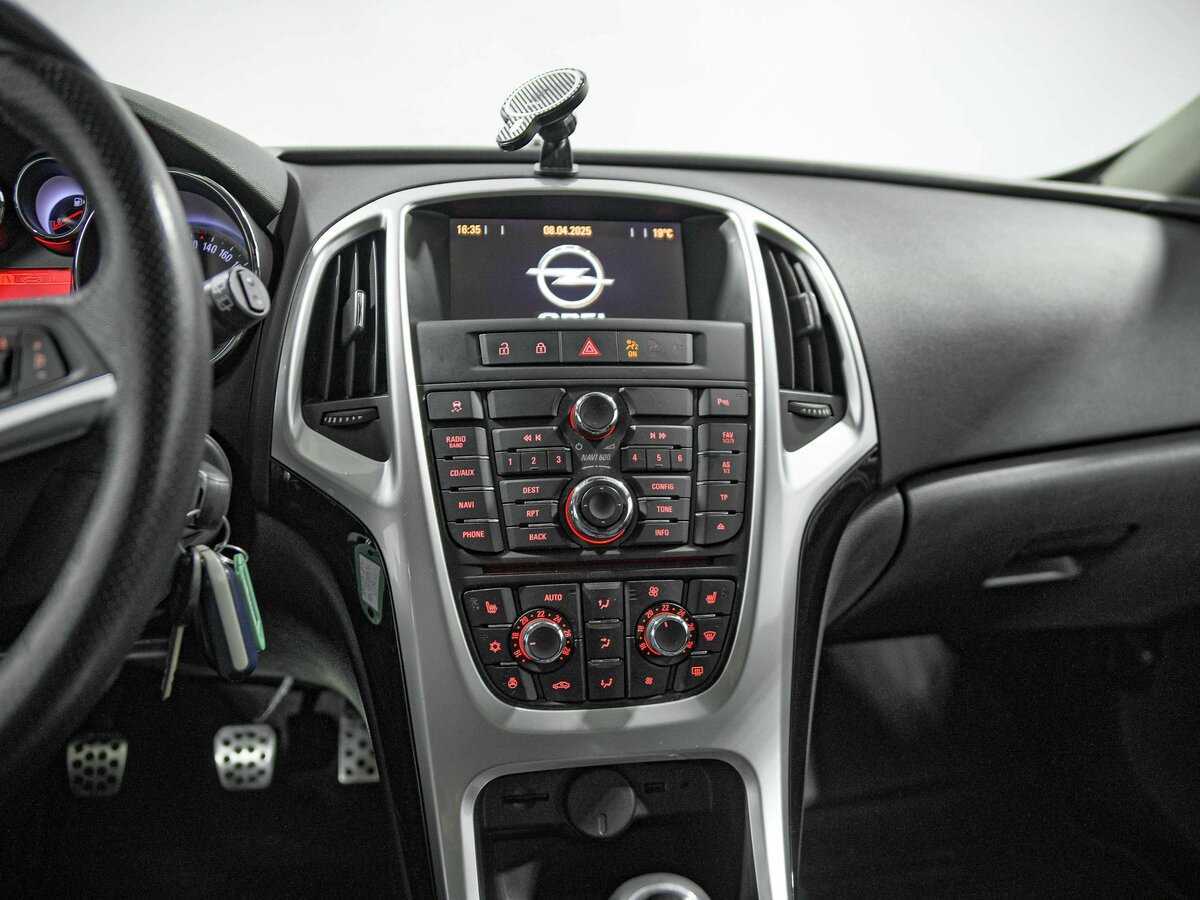 Опель Астра б/у, 2012, Механическая. Фото: #8