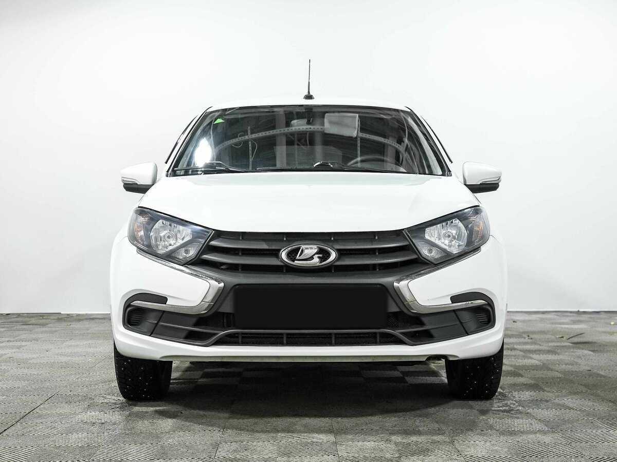 Лада (ВАЗ) Гранта б/у, 2023, Механическая. Фото: #1