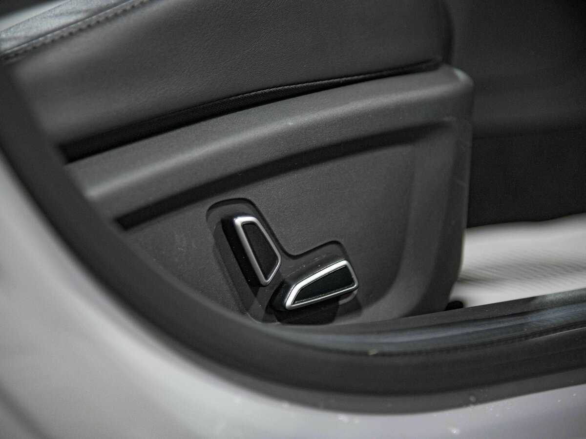 Чанган УНИ-В б/у, 2023, Роботизированная. Фото: #18