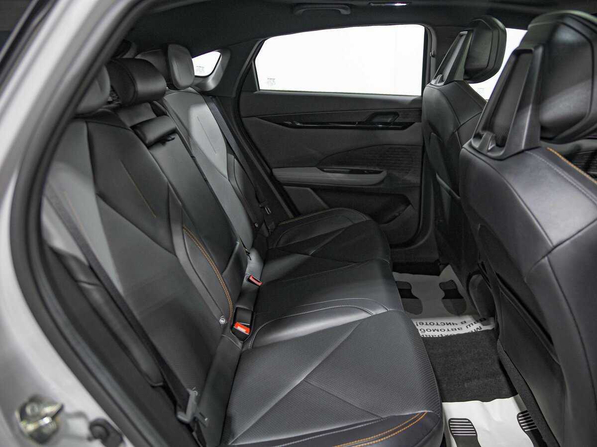 Чанган УНИ-В б/у, 2023, Роботизированная. Фото: #19