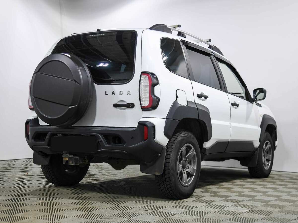 Lada (ВАЗ) Niva б/у, 2023, Механическая. Фото: #3