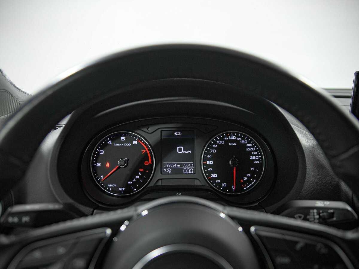 Ауди А3 б/у, 2018, Роботизированная. Фото: #5