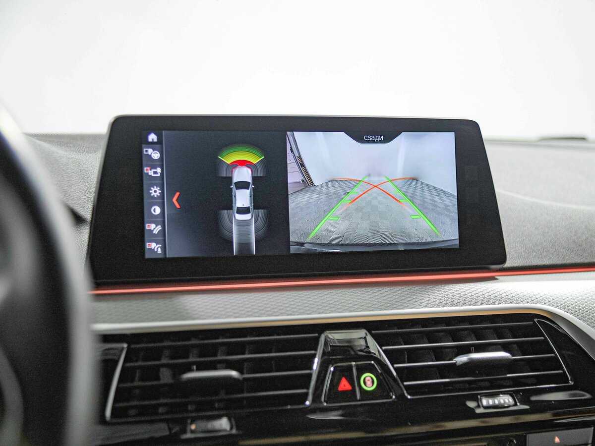 БМВ 5 серии б/у, 2017, Автоматическая. Фото: #9