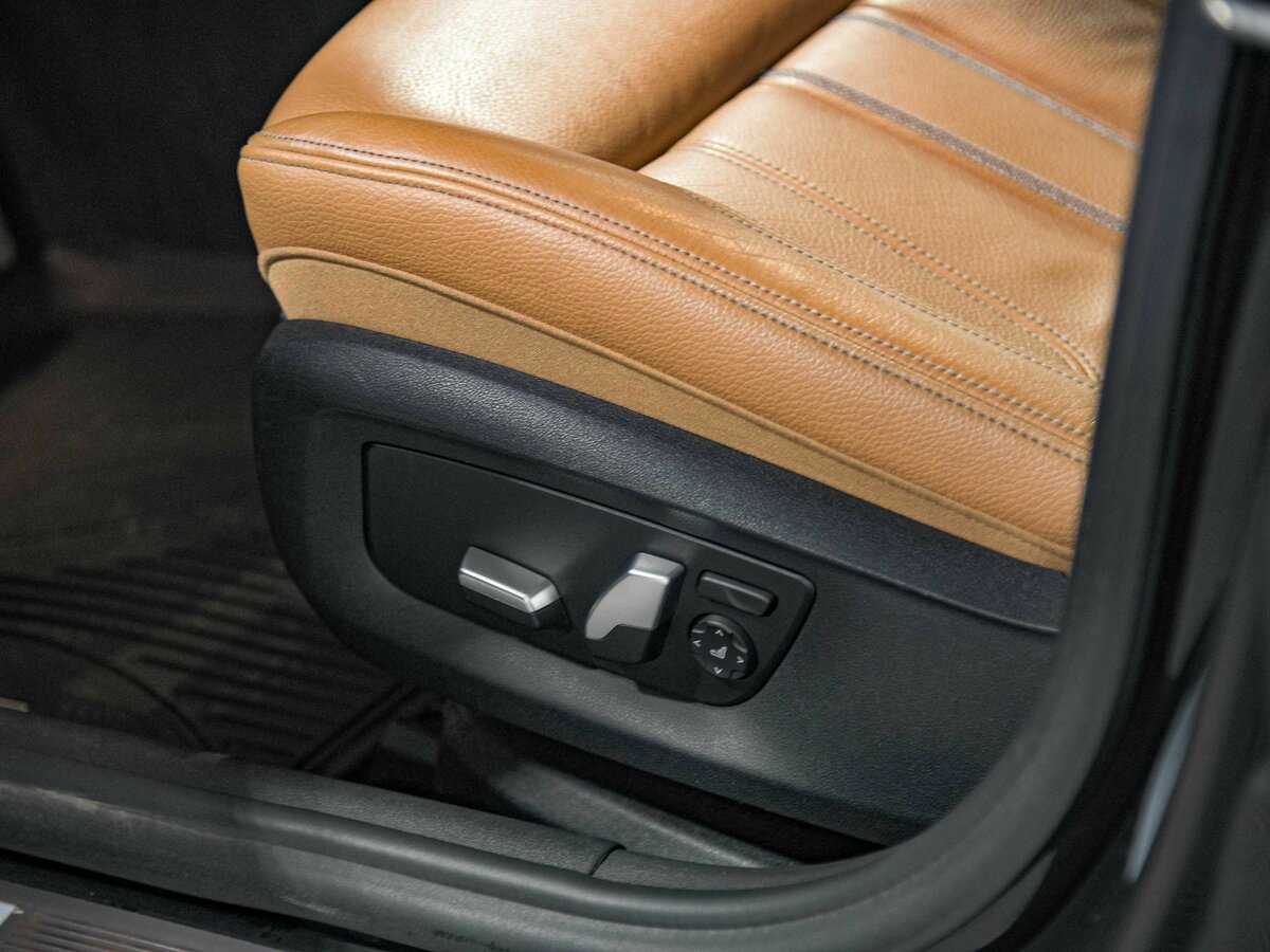 БМВ 5 серии б/у, 2017, Автоматическая. Фото: #13