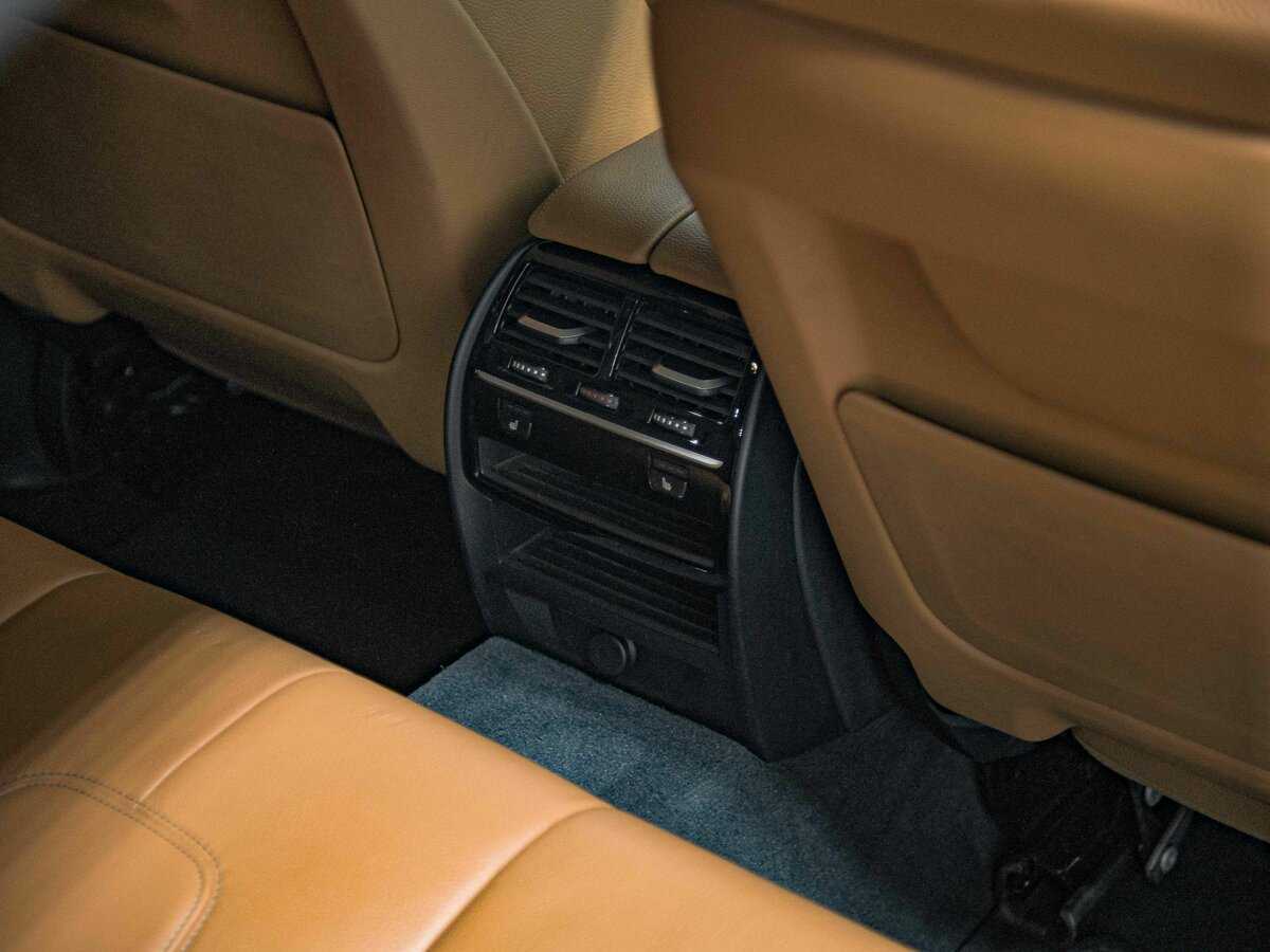 БМВ 5 серии б/у, 2017, Автоматическая. Фото: #15