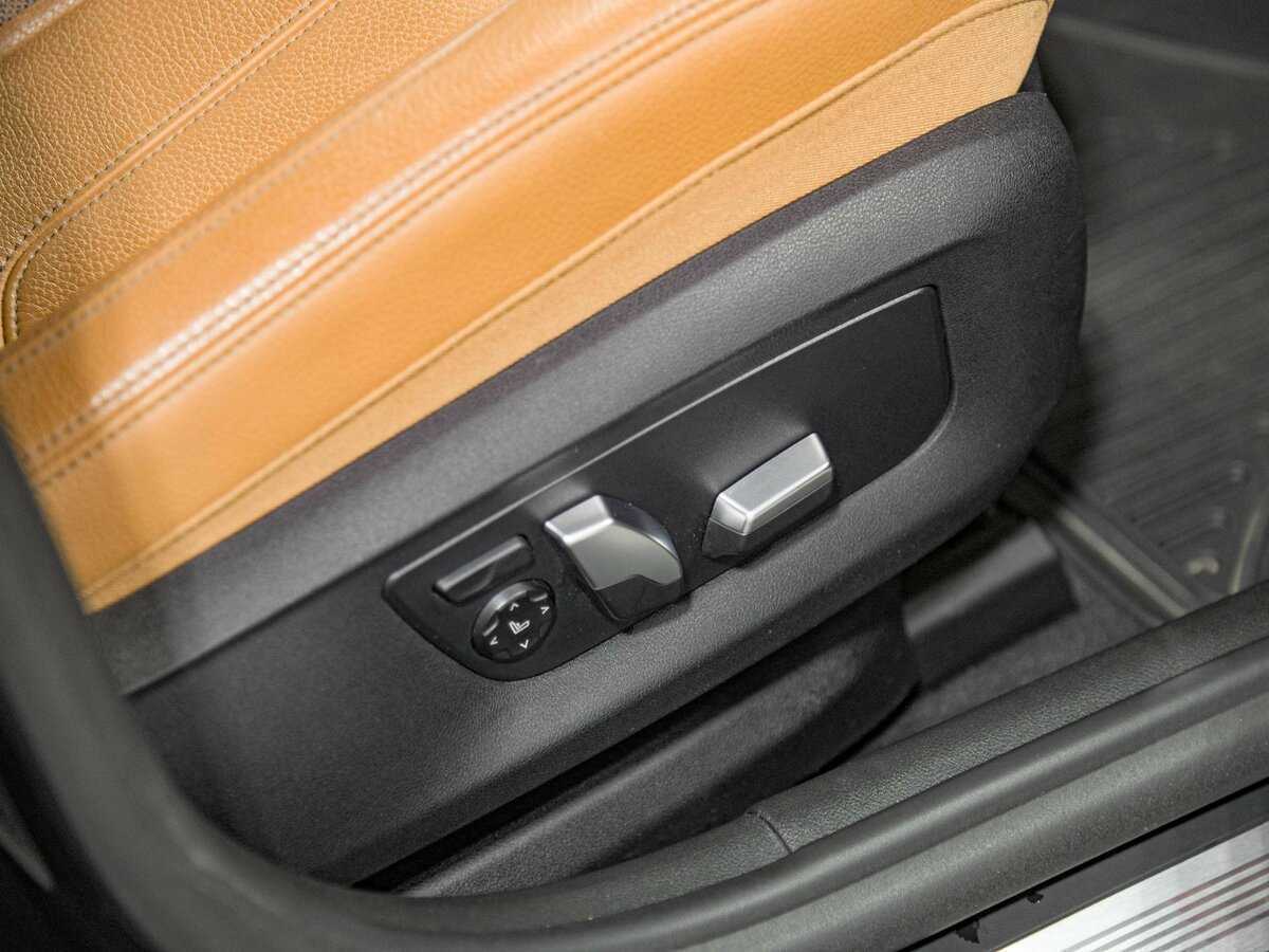 БМВ 5 серии б/у, 2017, Автоматическая. Фото: #17