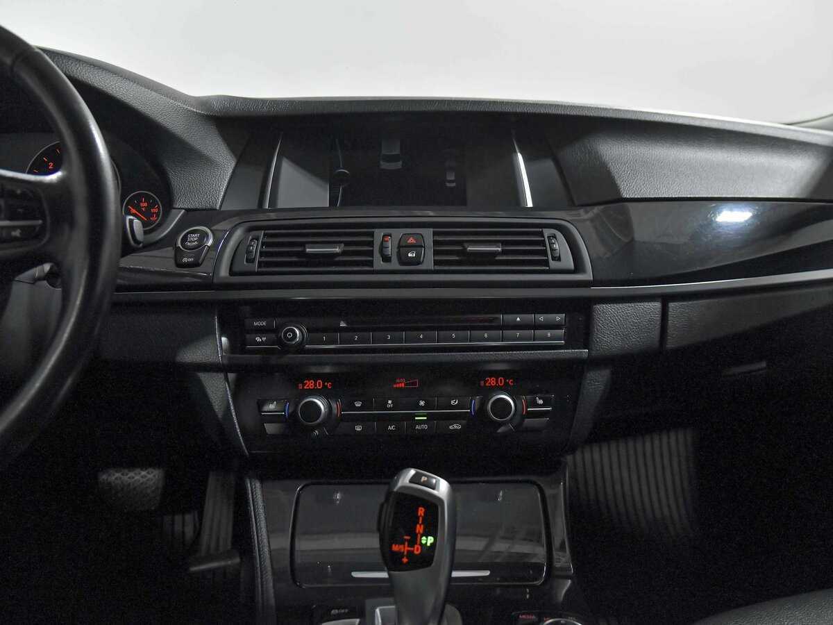 БМВ 5 серии б/у, 2013, Автоматическая. Фото: #10