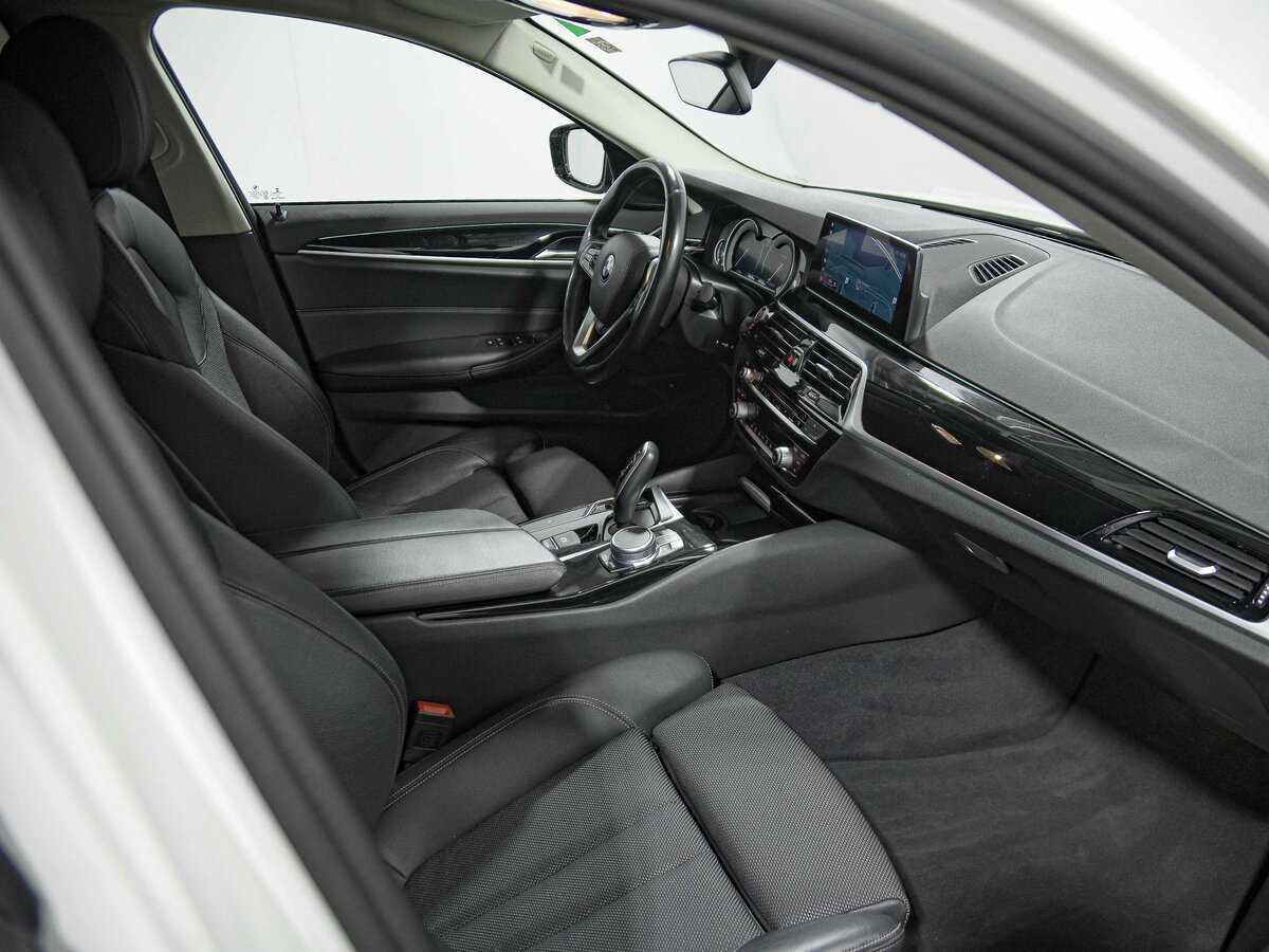 BMW 5 серии б/у, 2018, Автоматическая. Фото: #18