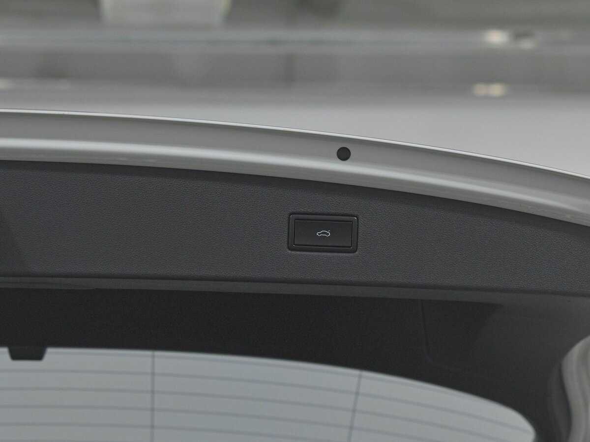 Volkswagen Tiguan б/у, 2018, Роботизированная. Фото: #17