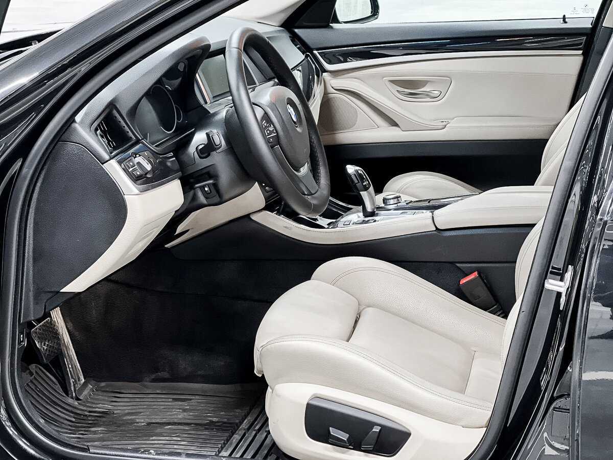 БМВ 5 серии б/у, 2015, Автоматическая. Фото: #15