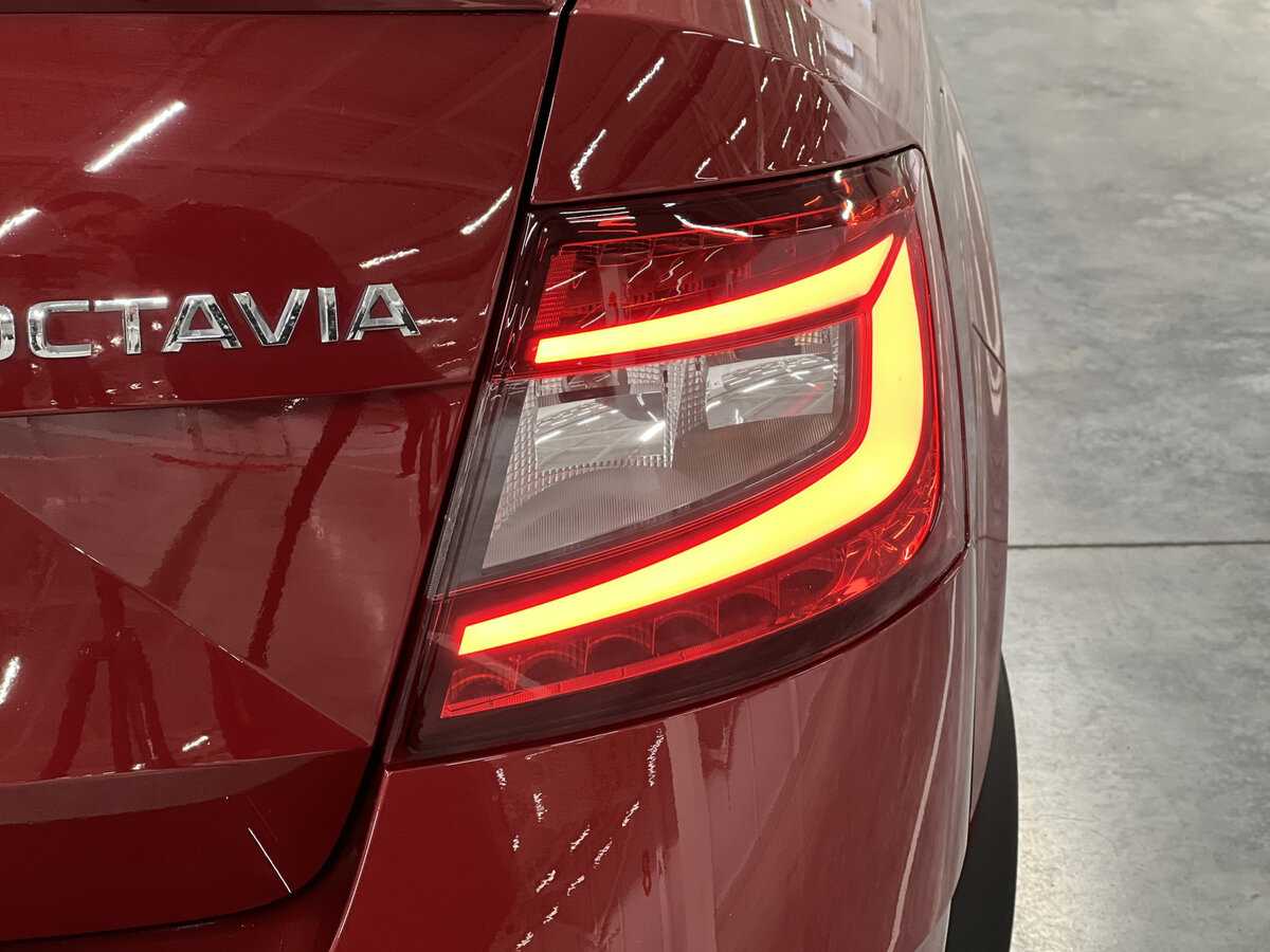 Шкода Октавия б/у, 2017, Роботизированная. Фото: #8