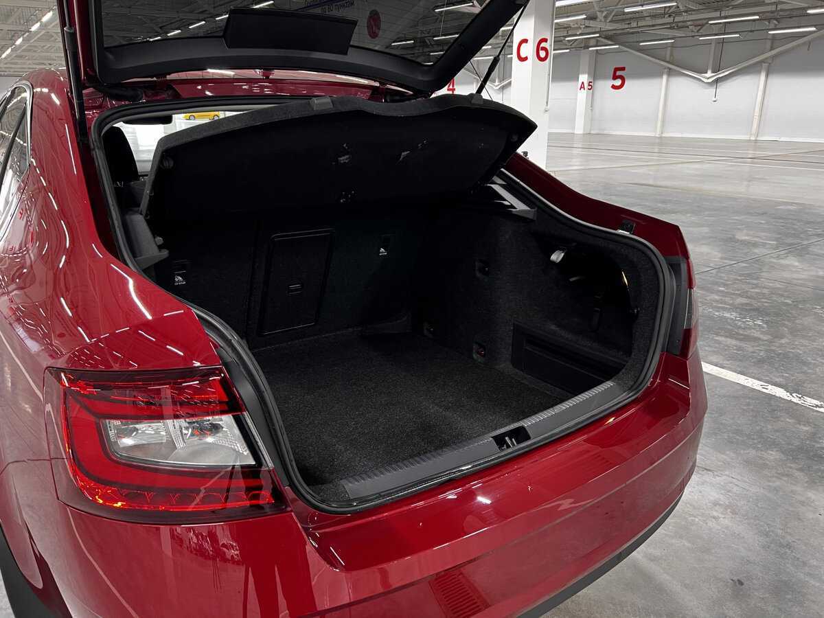 Шкода Октавия б/у, 2017, Роботизированная. Фото: #9