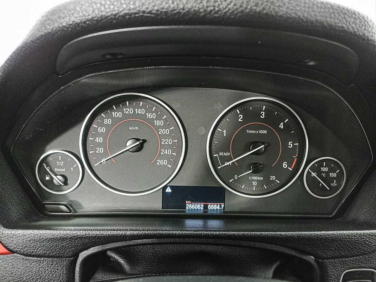 БМВ 3 серии б/у, 2014, Автоматическая. Фото: #12