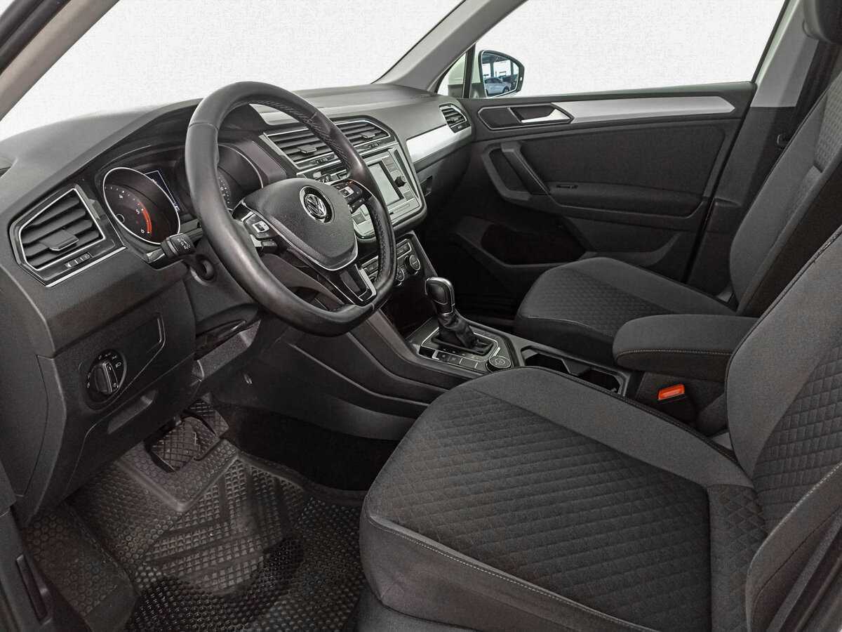 Volkswagen Tiguan б/у, 2018, Роботизированная. Фото: #13