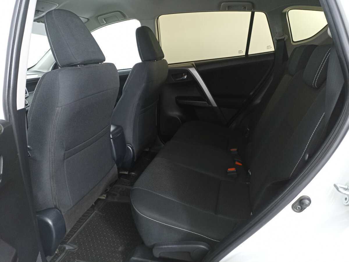 Тойота Рав4 б/у, 2017, Вариатор. Фото: #6