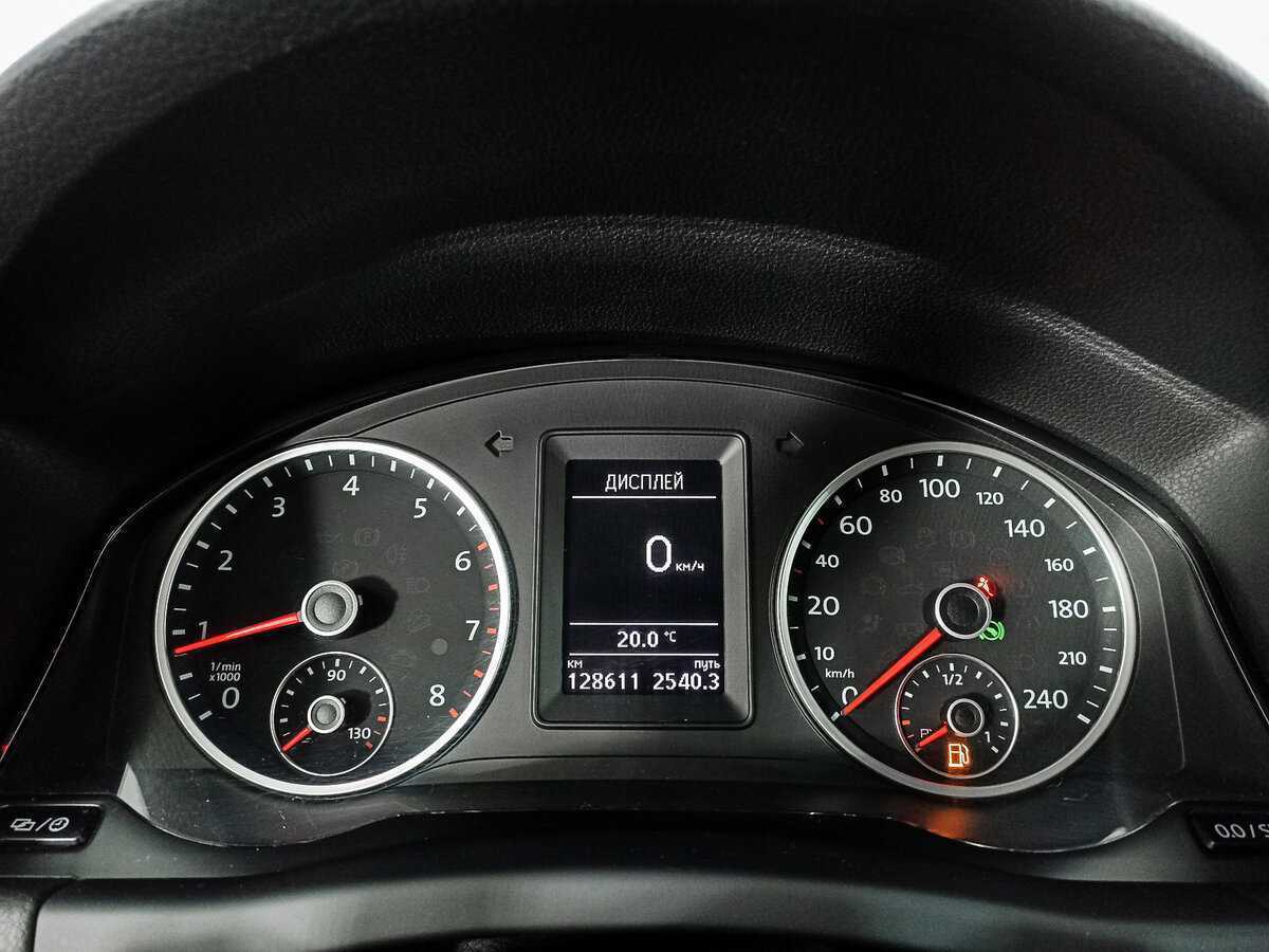 Volkswagen Tiguan б/у, 2016, Автоматическая. Фото: #10