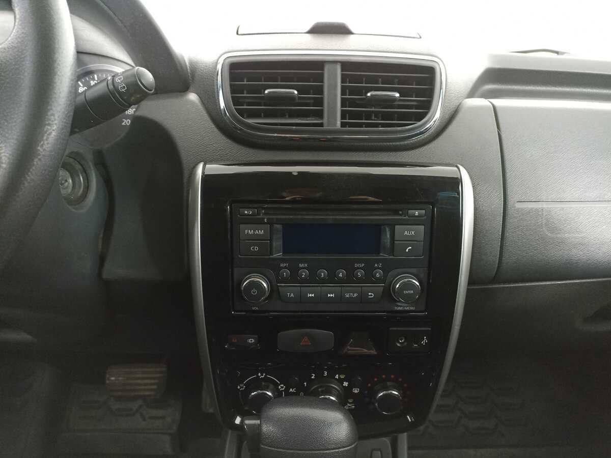 Ниссан Террано б/у, 2015, Автоматическая. Фото: #12