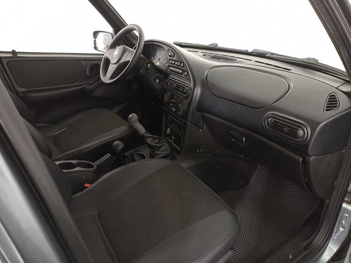 Chevrolet Niva б/у, 2014, Механическая. Фото: #10