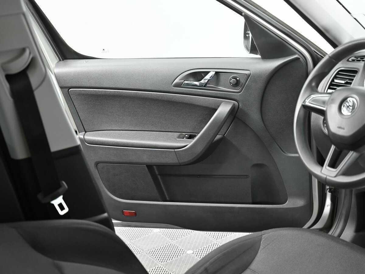 Шкода Йети б/у, 2017, Автоматическая. Фото: #5