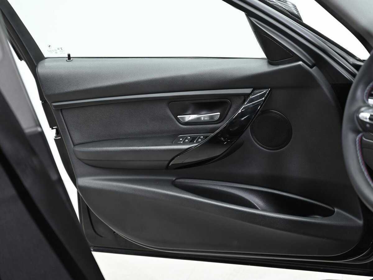 БМВ 3 серии б/у, 2017, Автоматическая. Фото: #5