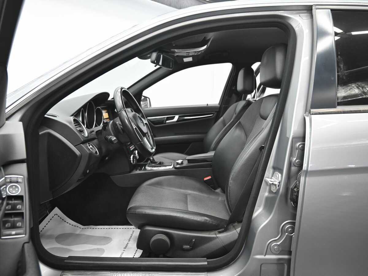 Мерседес-Бенц Ц-Класс б/у, 2012, Автоматическая. Фото: #6