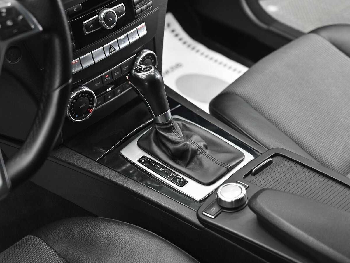 Мерседес-Бенц Ц-Класс б/у, 2012, Автоматическая. Фото: #10