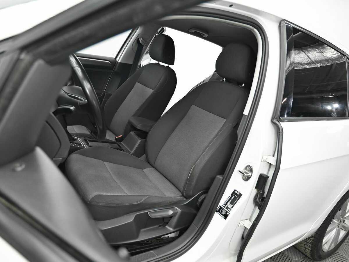 Volkswagen Golf б/у, 2013, Роботизированная. Фото: #4