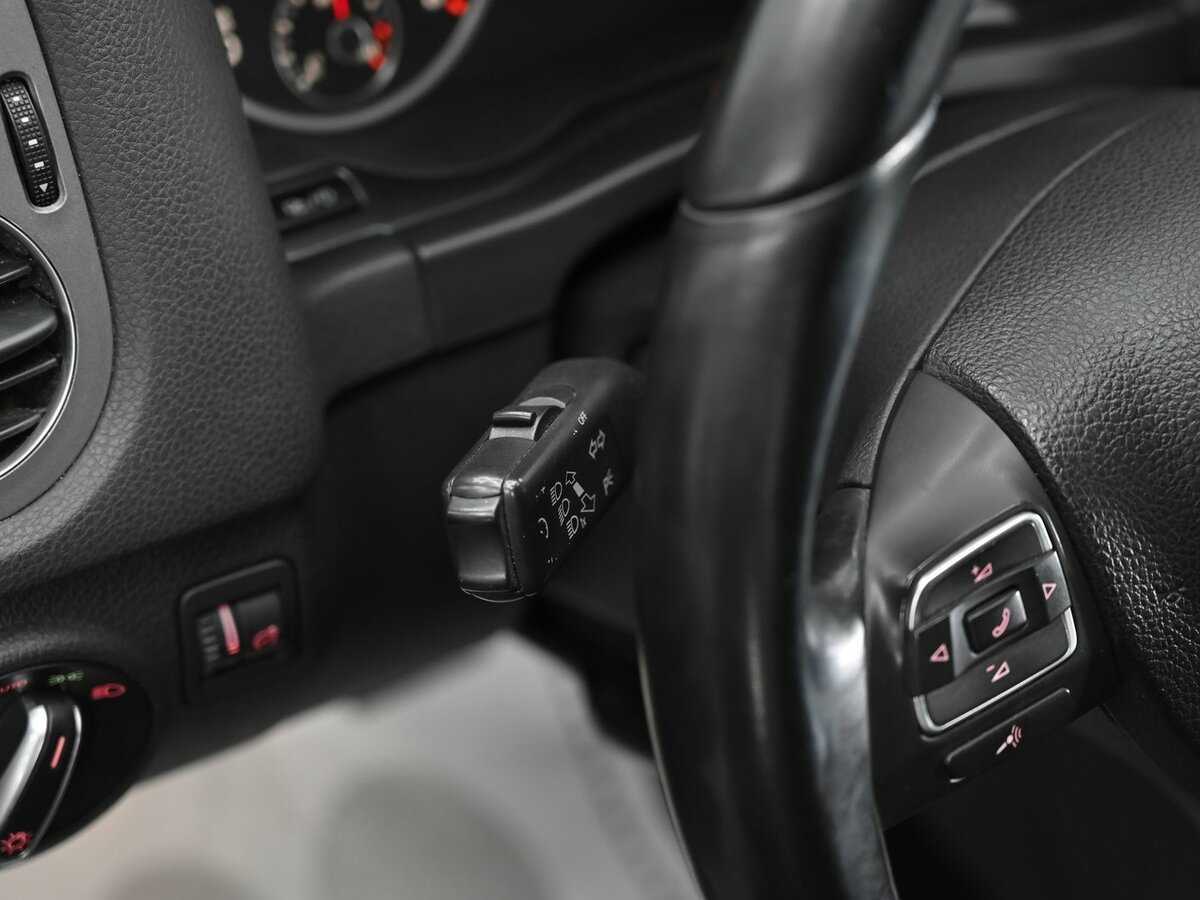 Volkswagen Tiguan б/у, 2013, Роботизированная. Фото: #8