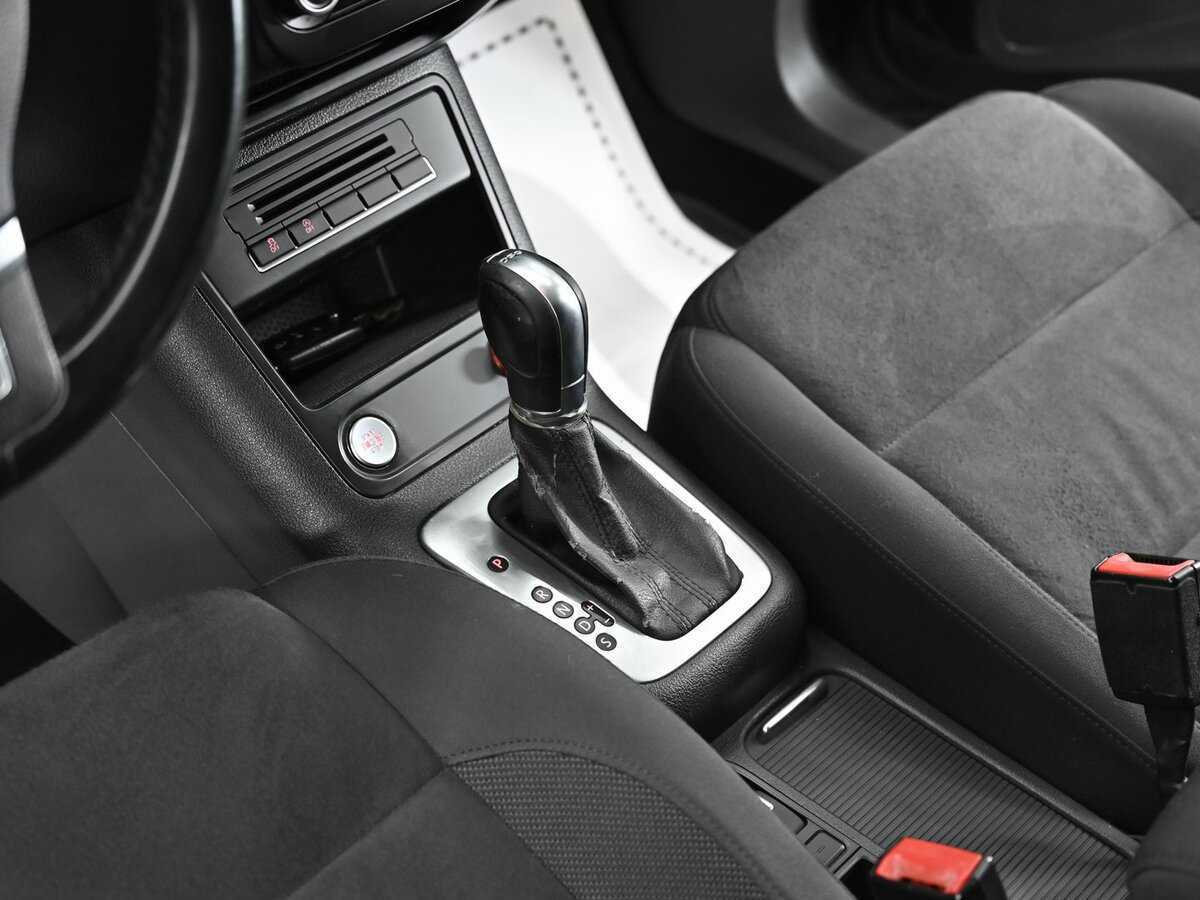 Volkswagen Tiguan б/у, 2013, Роботизированная. Фото: #10