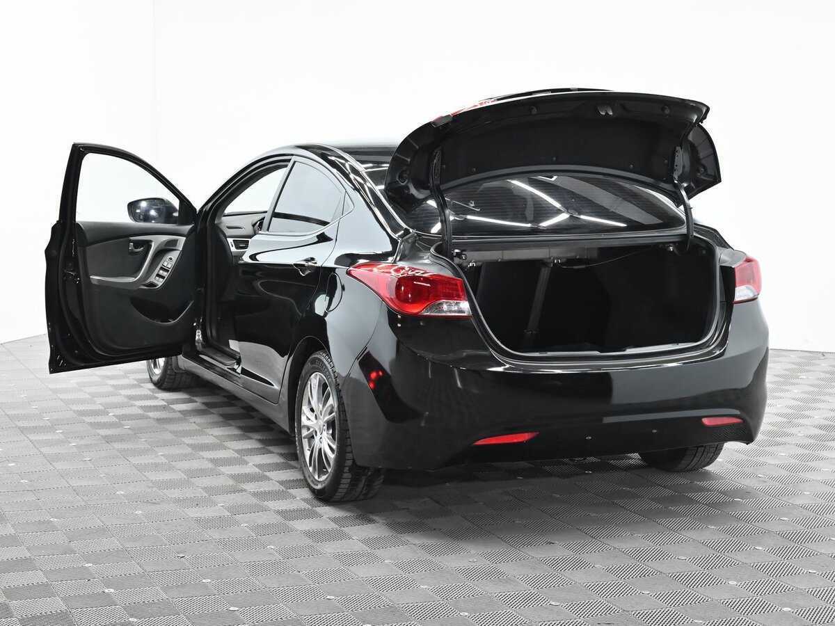 Hyundai Elantra б/у, 2012, Автоматическая. Фото: #4