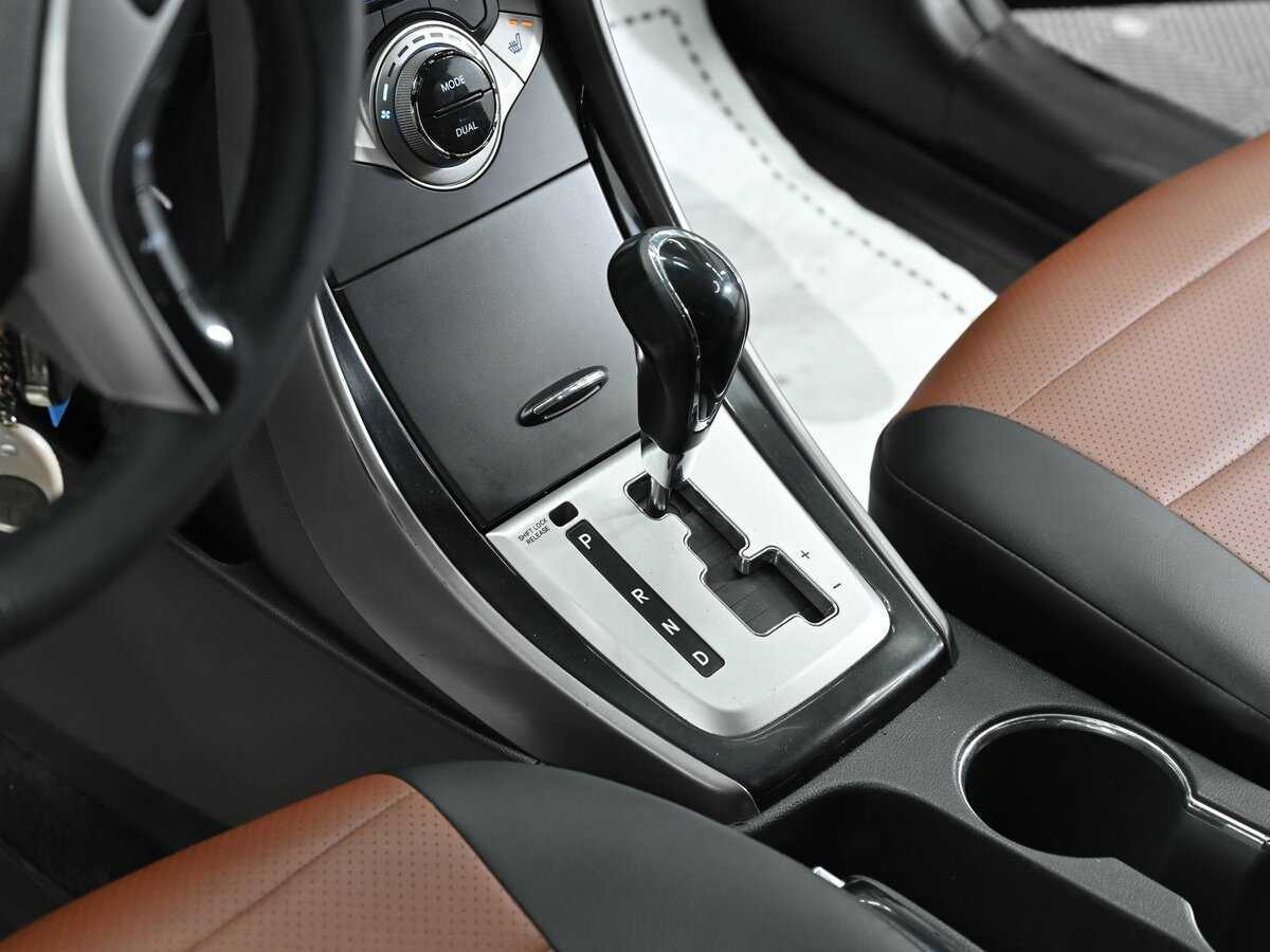Hyundai Elantra б/у, 2012, Автоматическая. Фото: #9