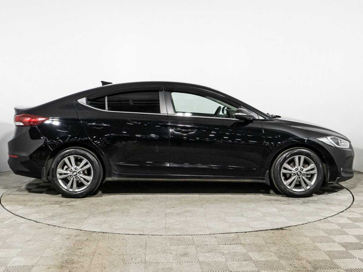Hyundai Elantra б/у, 2017, Автоматическая. Фото: #3