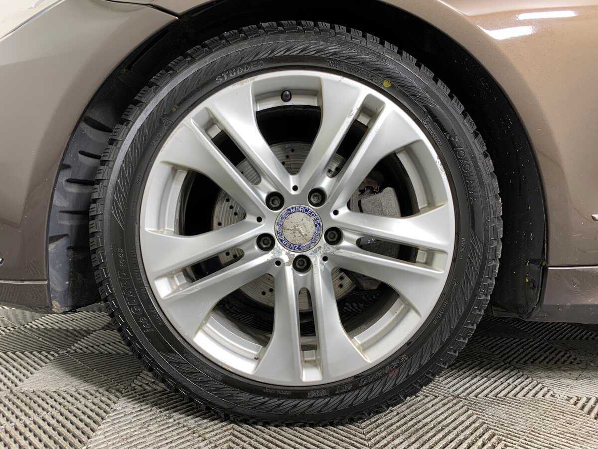 Мерседес-Бенц Е-Класс б/у, 2012, Автоматическая. Фото: #8