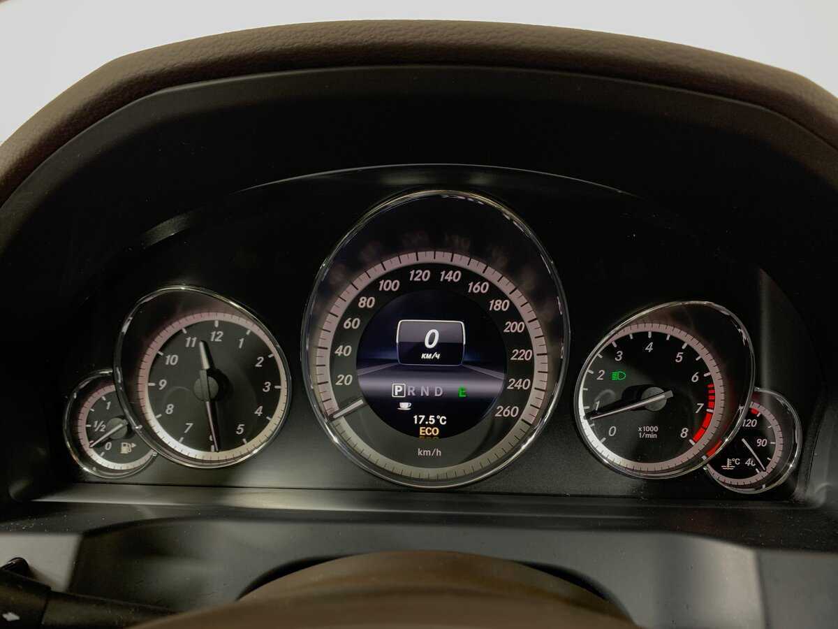 Мерседес-Бенц Е-Класс б/у, 2012, Автоматическая. Фото: #14