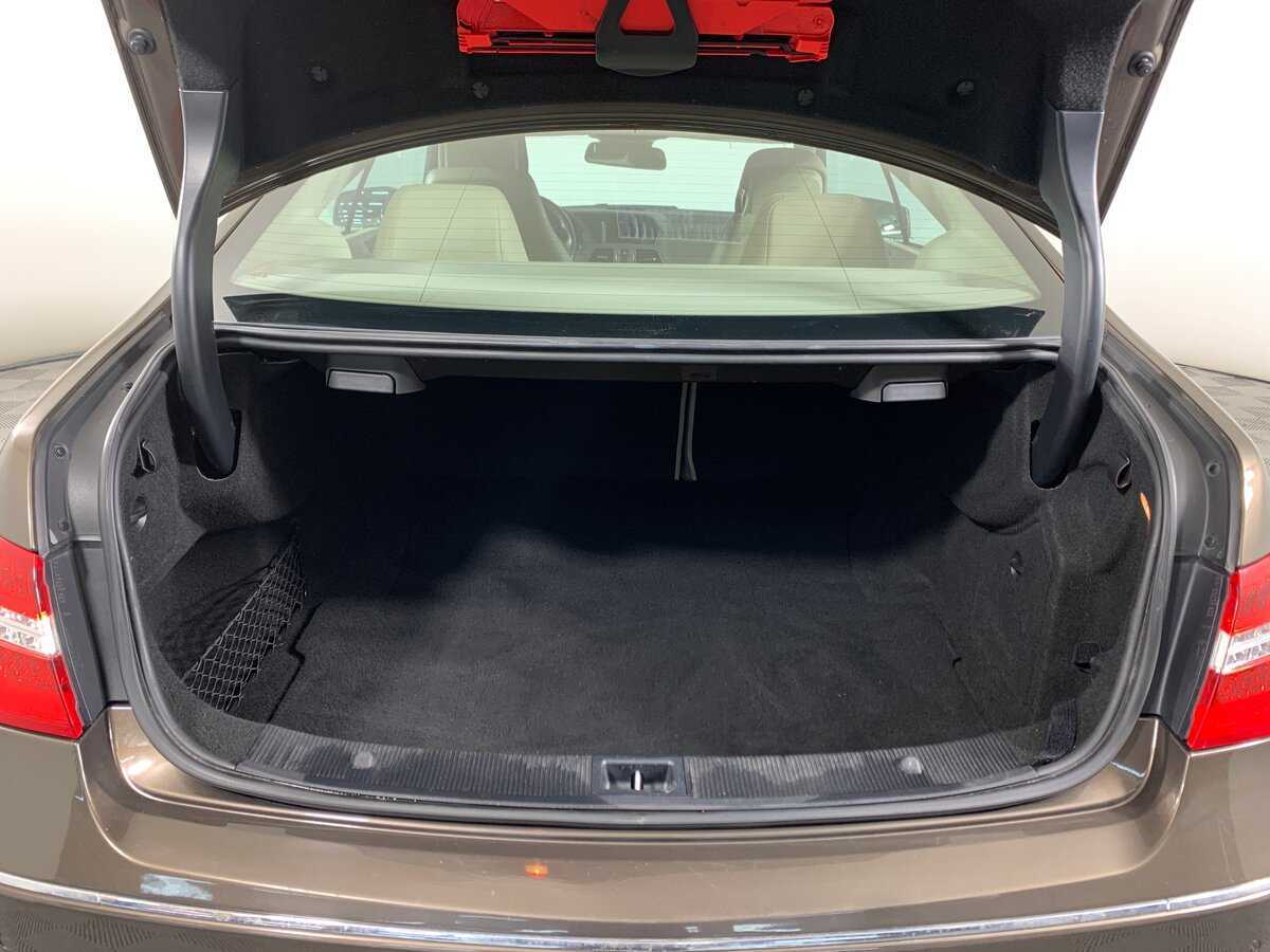 Мерседес-Бенц Е-Класс б/у, 2012, Автоматическая. Фото: #20