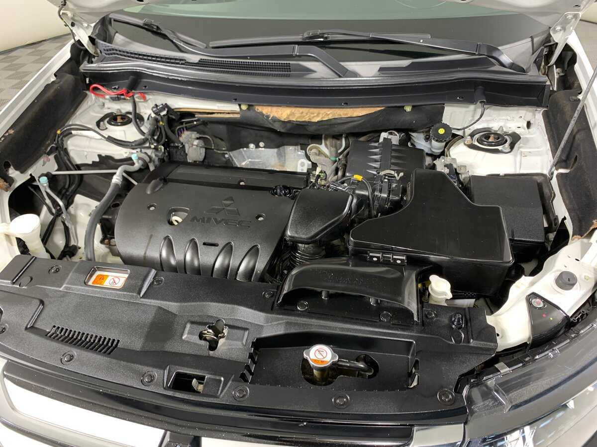 Митсубиши Оутлэндер б/у, 2016, Вариатор. Фото: #10