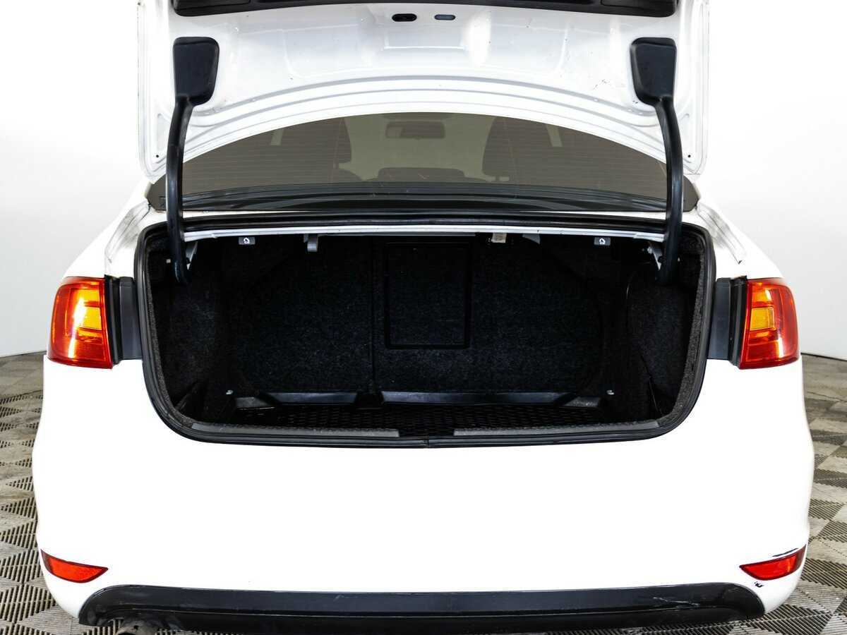 Volkswagen Jetta б/у, 2012, Автоматическая. Фото: #14