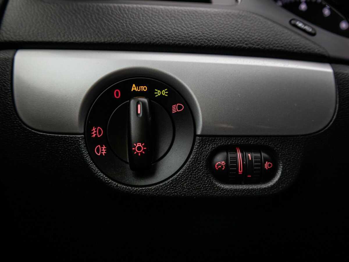 Volkswagen Jetta б/у, 2012, Роботизированная. Фото: #16