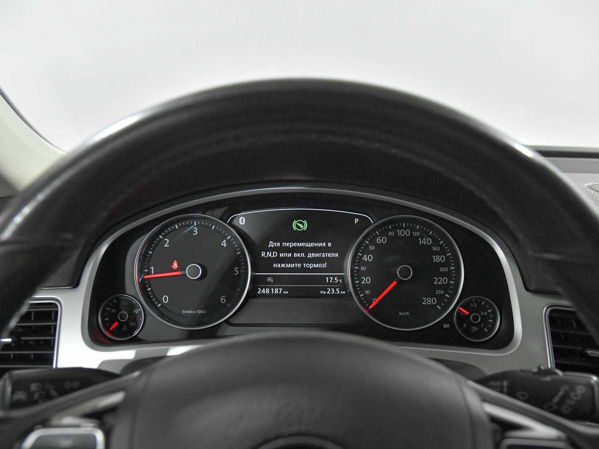 Volkswagen Touareg б/у, 2016, Автоматическая. Фото: #6