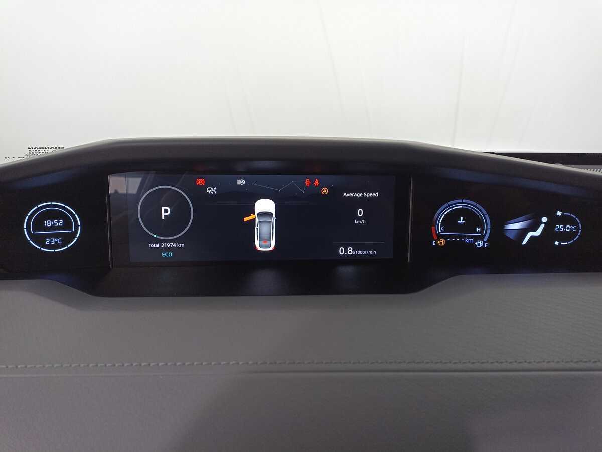 Чанган УНИ-В б/у, 2023, Роботизированная. Фото: #11