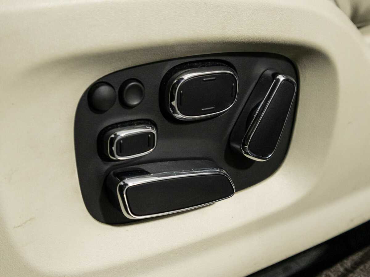 Jaguar XJ б/у, 2015, Автоматическая. Фото: #16