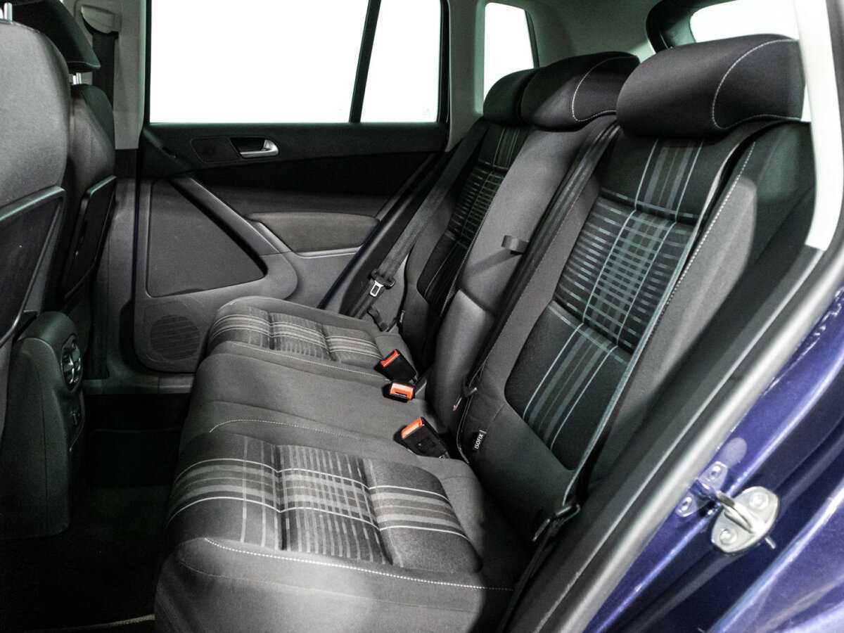 Volkswagen Tiguan б/у, 2015, Автоматическая. Фото: #9