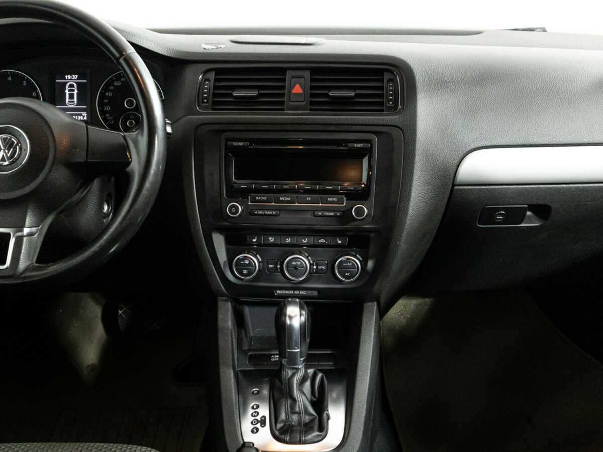 Volkswagen Jetta б/у, 2012, Автоматическая. Фото: #13
