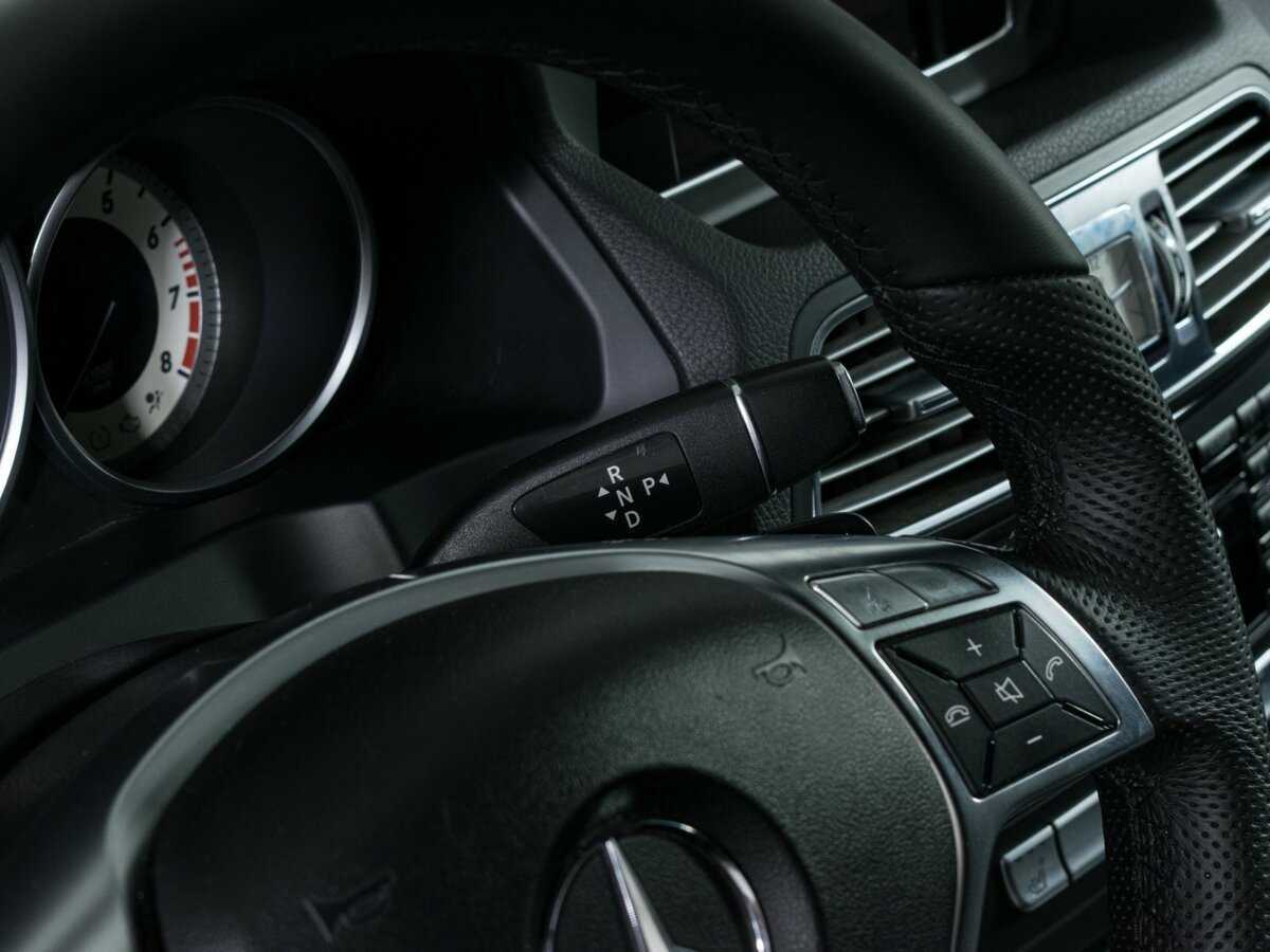 Мерседес-Бенц Е-Класс б/у, 2014, Автоматическая. Фото: #12