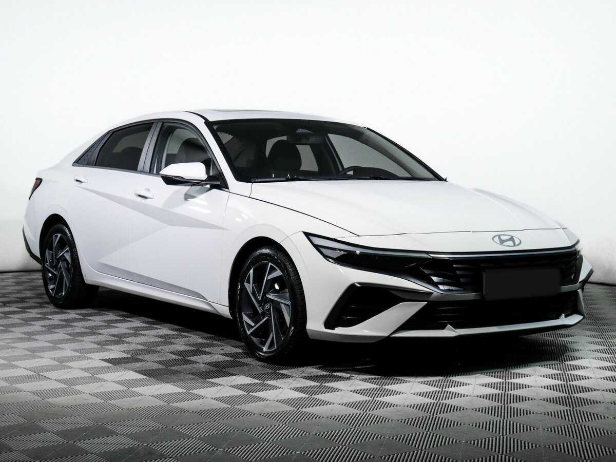 Hyundai Elantra б/у, 2023, Вариатор. Фото: #2
