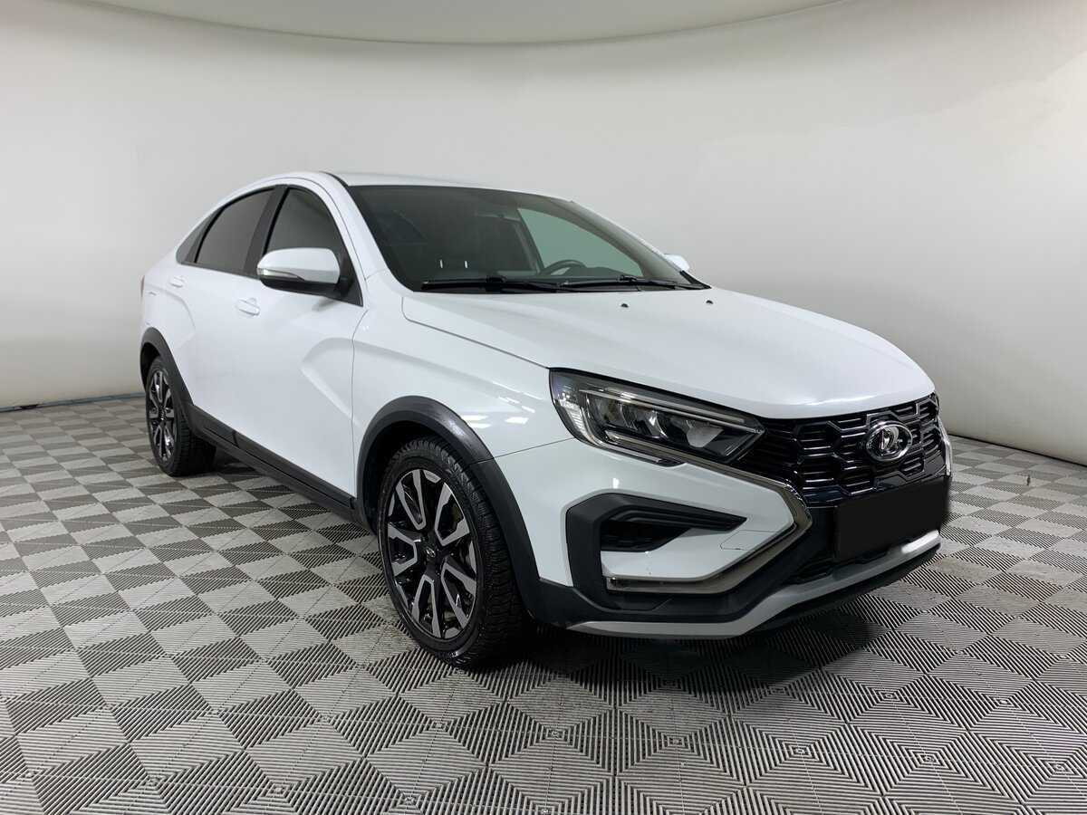 Лада (ВАЗ) Веста б/у, 2023, Механическая. Фото: #2