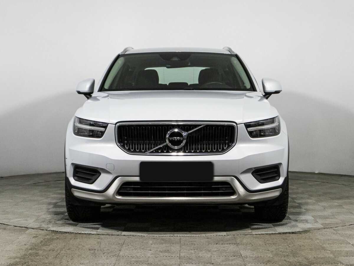 Volvo XC40 б/у, 2019, Автоматическая. Фото: #1