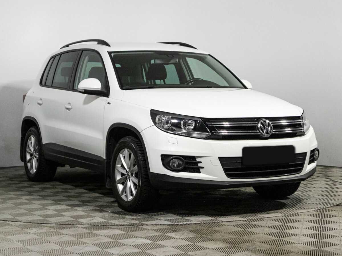 Volkswagen Tiguan б/у, 2015, Автоматическая. Фото: #2