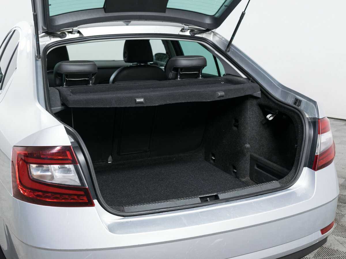 Шкода Октавия б/у, 2018, Роботизированная. Фото: #6